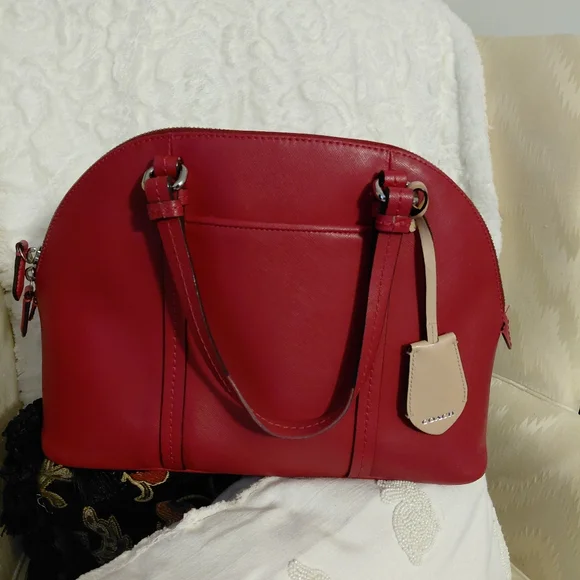 Coach Fuchsia Leather Shoulder Bag (PEYTON SACHEL) - Picture 2 of 3